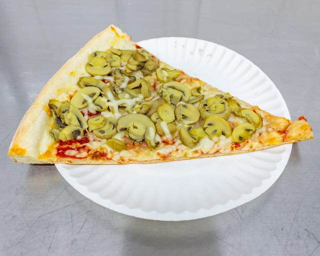 Mushroom Pizza.