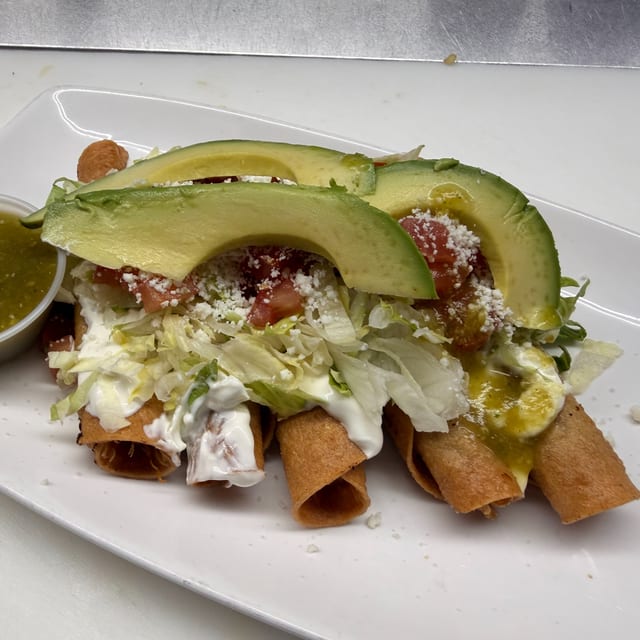 Tacos Dorados.